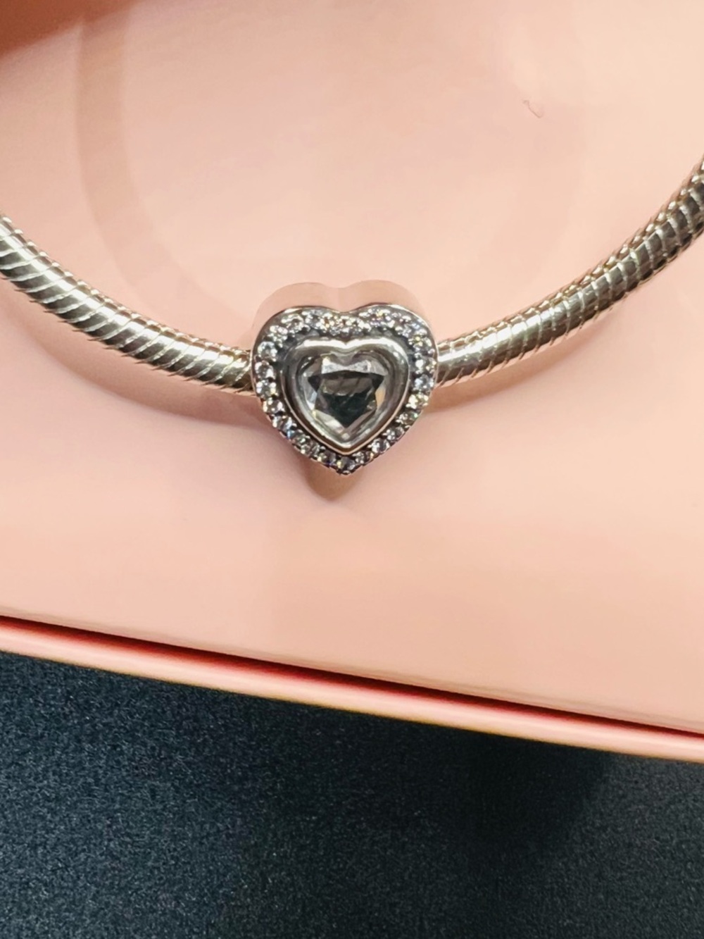 Pandora Sparkling Love Charm - Picture 4 of 9
